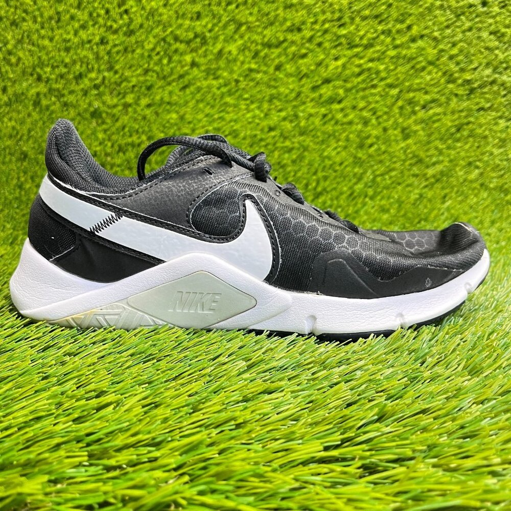 Nike Legend Essentials 2 Womens Size 8 Black Athletic‎ Running Shoes Sneakers